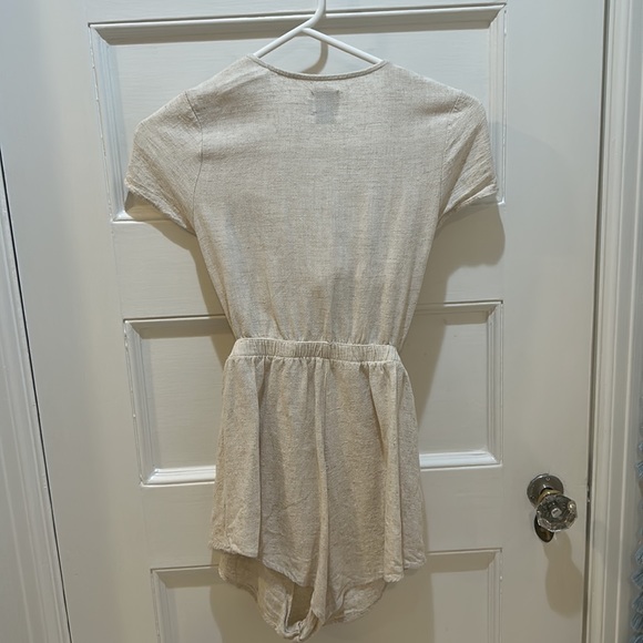 Princess Polly romper - Picture 4 of 6